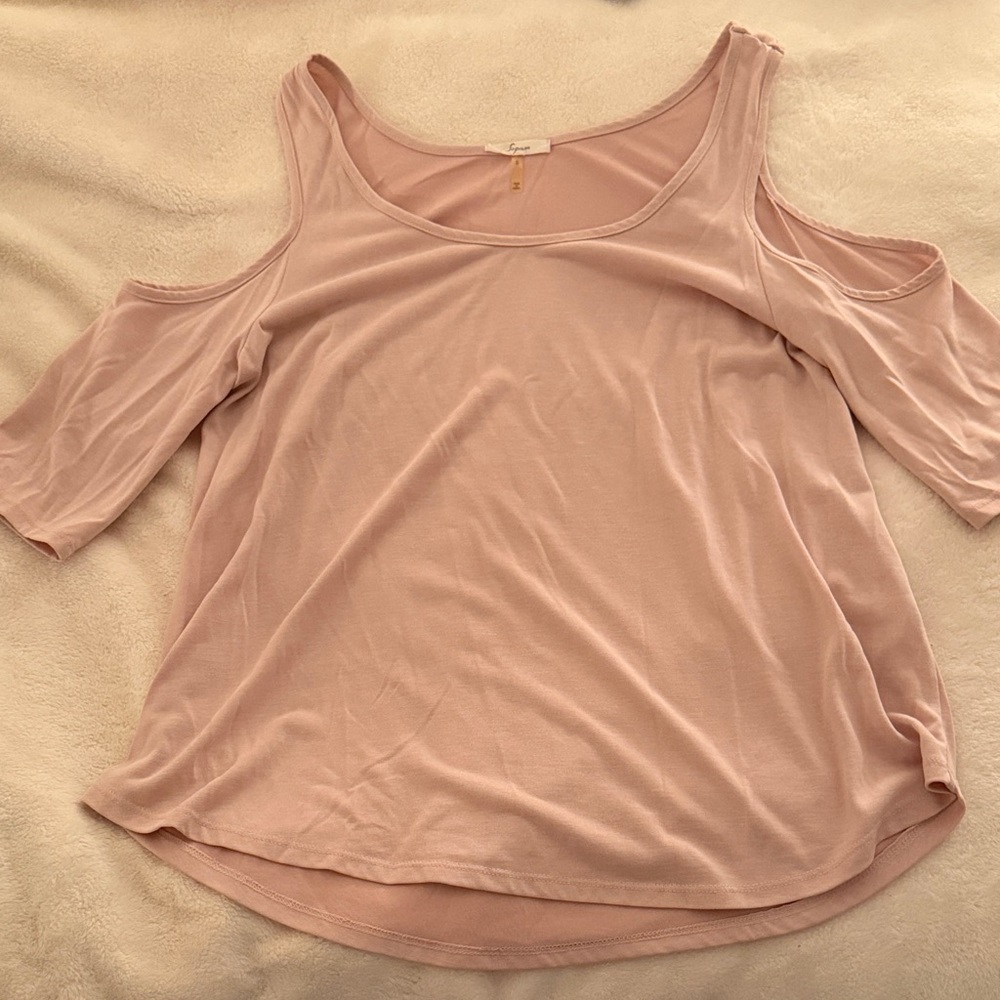 Soprano Blush Cold Shoulder Tee